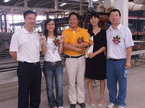 將軍企業拋光磚線勝利剪彩優質產品成功下線
(圖10)