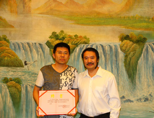 大將軍陶瓷聘請5名經銷商為營銷顧問
(圖6)