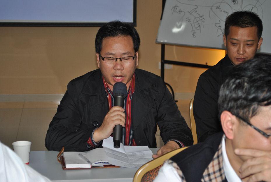 2011,我們HOLD住了
(圖8) 2011,我們HOLD住了
(圖8)