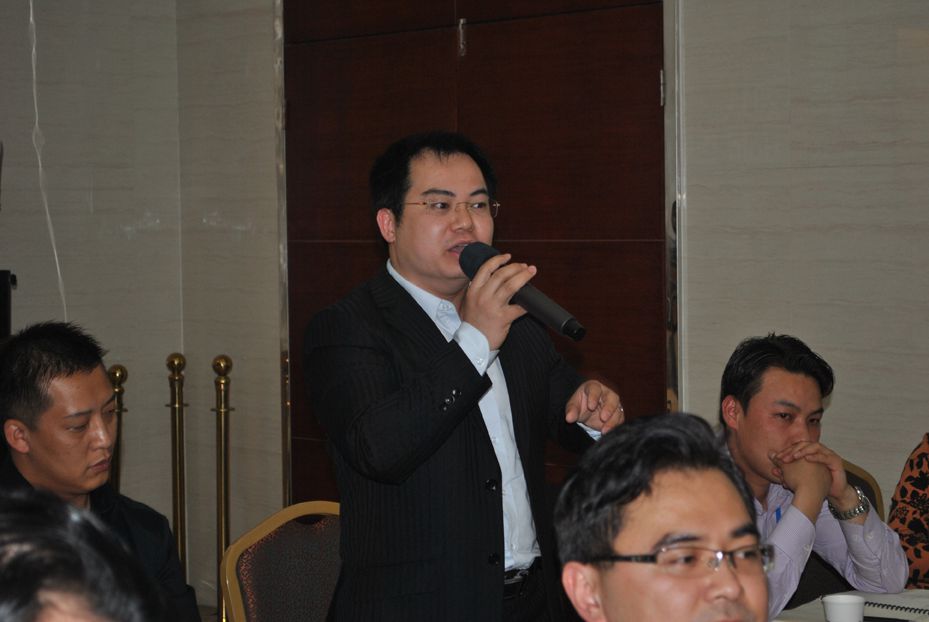 2011,我們HOLD住了
(圖13) 2011,我們HOLD住了
(圖13)