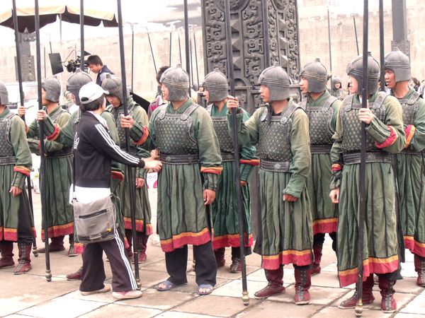 大將軍廣告片拍攝花絮一之秦王宮
(圖10) 大將軍廣告片拍攝花絮一之秦王宮
(圖10)