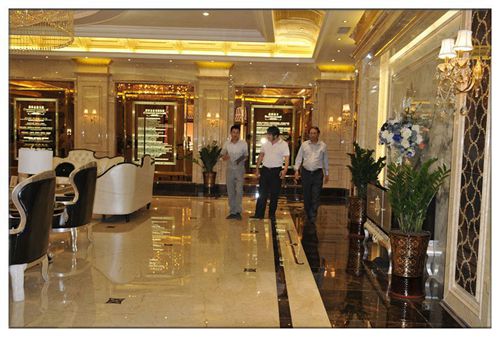 如暖一股陶瓷風篤行一個中國夢--奢尚館喜迎第二十二屆陶博
(圖3) 如暖一股陶瓷風篤行一個中國夢--奢尚館喜迎第二十二屆陶博
(圖3)