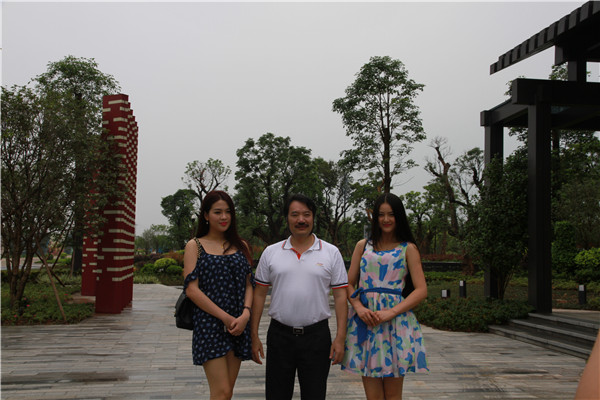 美麗與奢華交相輝映——國際旅游小姐見證將軍企業雄厚實力
(圖3) 美麗與奢華交相輝映——國際旅游小姐見證將軍企業雄厚實力
(圖3)