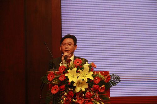 把握新機遇  共謀新發展——大將軍陶瓷2015年戰略合作伙伴峰會成功召開
(圖4) 把握新機遇  共謀新發展——大將軍陶瓷2015年戰略合作伙伴峰會成功召開
(圖4)