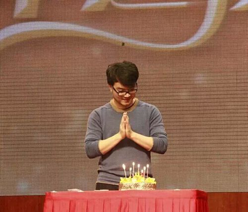 【峰會一線】大將軍陶瓷2015合作伙伴峰會暨新品發布會圓滿成功
(圖17) 【峰會一線】大將軍陶瓷2015合作伙伴峰會暨新品發布會圓滿成功
(圖17)