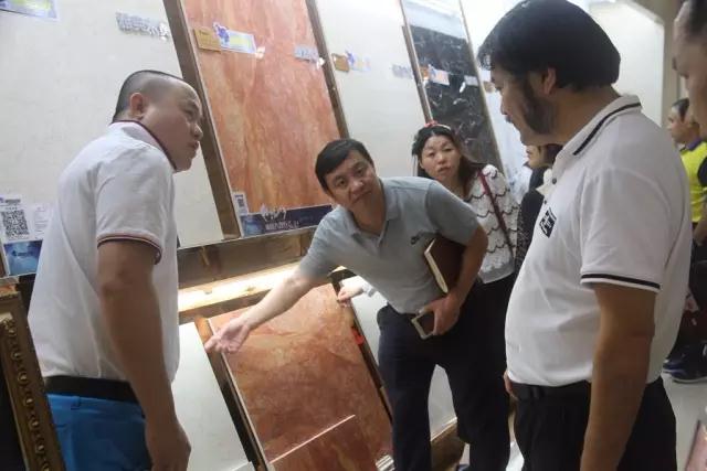 【企業文化交流】深圳清華大學研究院嘉賓到訪將軍企業參觀交流
(圖2) 【企業文化交流】深圳清華大學研究院嘉賓到訪將軍企業參觀交流
(圖2)