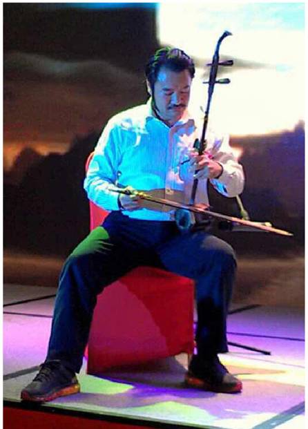 不懼險阻“千里行”,叱咤陶業“大將軍”——“大將軍陶瓷”董事長柳朝陽專訪
(圖5) 不懼險阻“千里行”,叱咤陶業“大將軍”——“大將軍陶瓷”董事長柳朝陽專訪
(圖5)