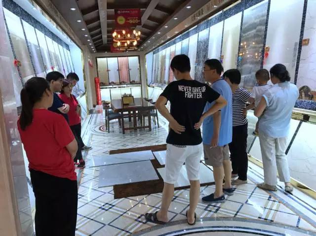 瓷磚十大品牌聚焦|大將軍全國聯動火熱蔓延 都是人人人
(圖2) 瓷磚十大品牌聚焦|大將軍全國聯動火熱蔓延 都是人人人
(圖2)