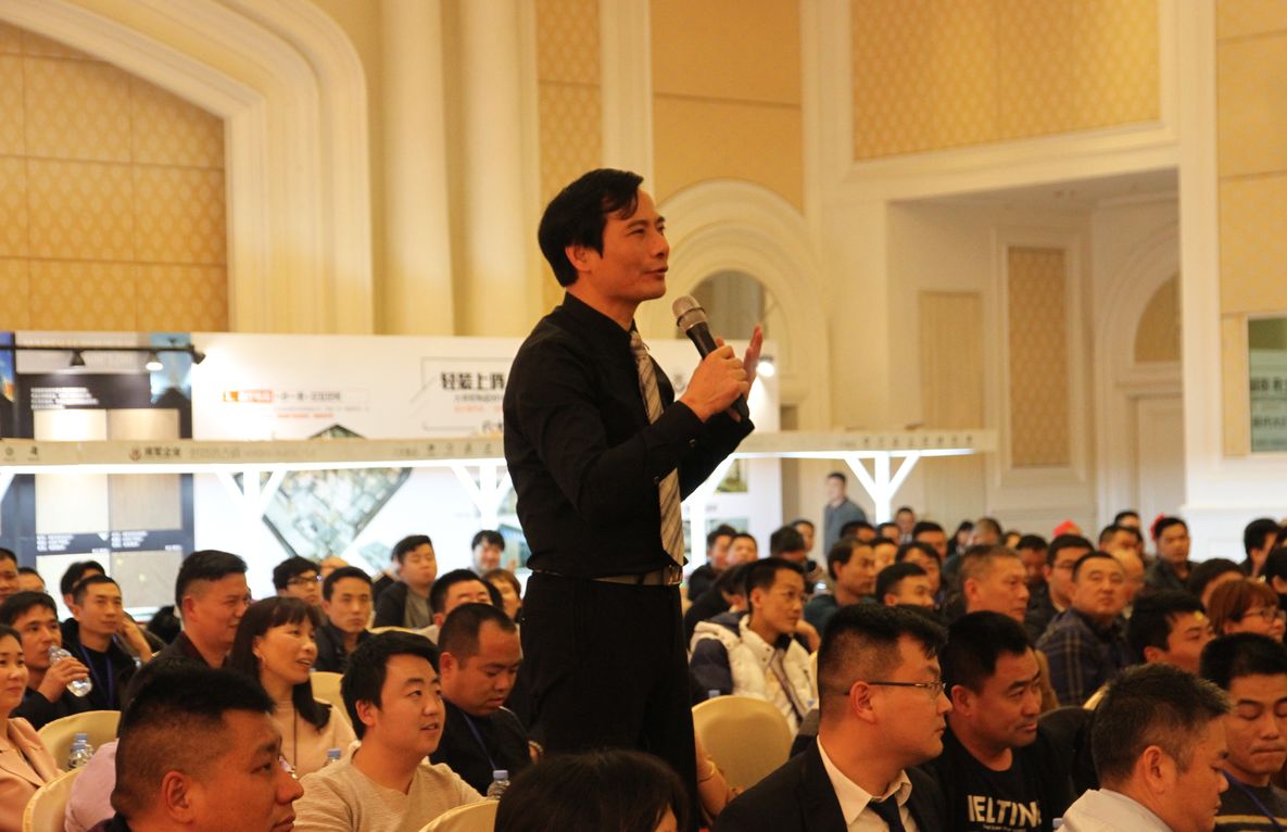 順勢突圍·破局騰飛丨大將軍陶瓷2018經銷商年會暨總部開業盛典成功舉辦!
(圖18) 順勢突圍·破局騰飛丨大將軍陶瓷2018經銷商年會暨總部開業盛典成功舉辦!
(圖18)