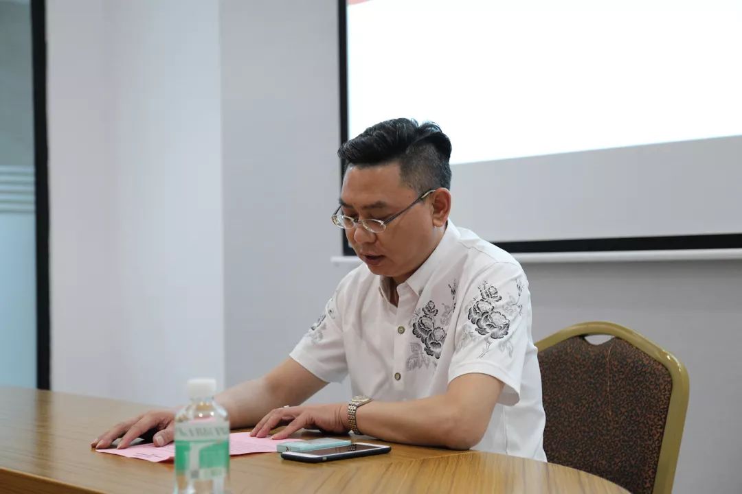 聽說大將軍陶瓷又要搞事情......
(圖8) 聽說大將軍陶瓷又要搞事情......
(圖8)