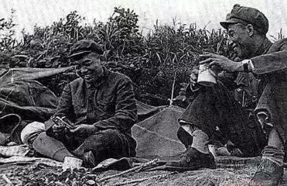 紀念彭德懷誕辰120周年| 大將軍陶瓷邀你探尋將軍足跡,傳承紅色基因
(圖4) 紀念彭德懷誕辰120周年| 大將軍陶瓷邀你探尋將軍足跡,傳承紅色基因
(圖4)