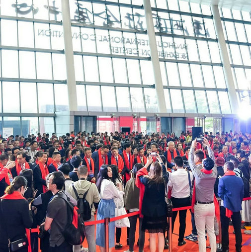 熱點丨熱火朝天的行業兩大盛會中，大咖會去做什么？
(圖2)