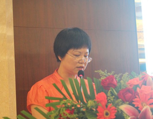 佛山市陶瓷學會第十三次會員代表大會召開
(圖2) 佛山市陶瓷學會第十三次會員代表大會召開
(圖2)